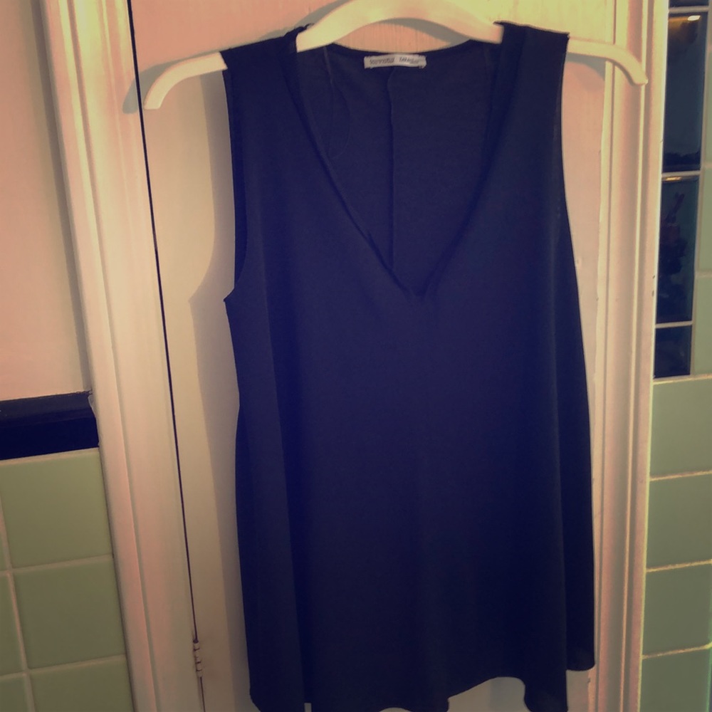 Black draping A-line sleeveless top